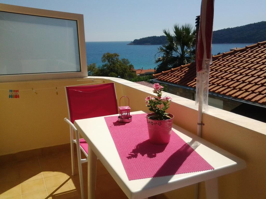 Apartament Haus Sofis Kinira Pokój zdjęcie