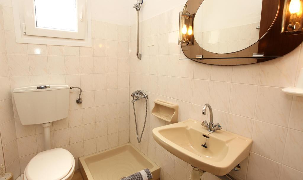 Apartament Haus Sofis Kinira Pokój zdjęcie